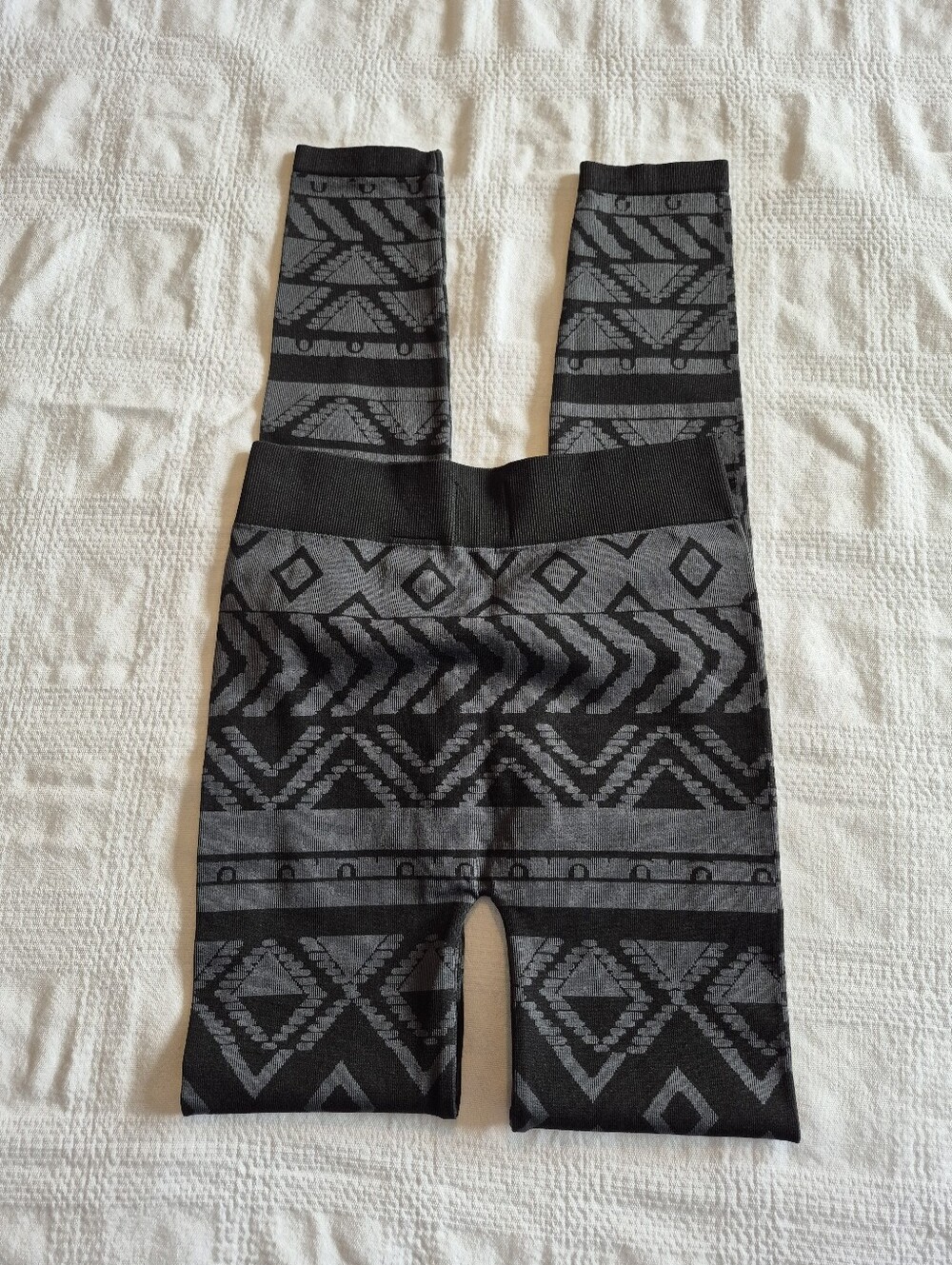Material Girl Medium/large black & gray footless tights NWOT - Picture 4 of 7